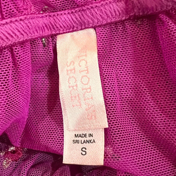 Vintage Victoria’s Secret Y2K Cami Rose Tank - Picture 9 of 10